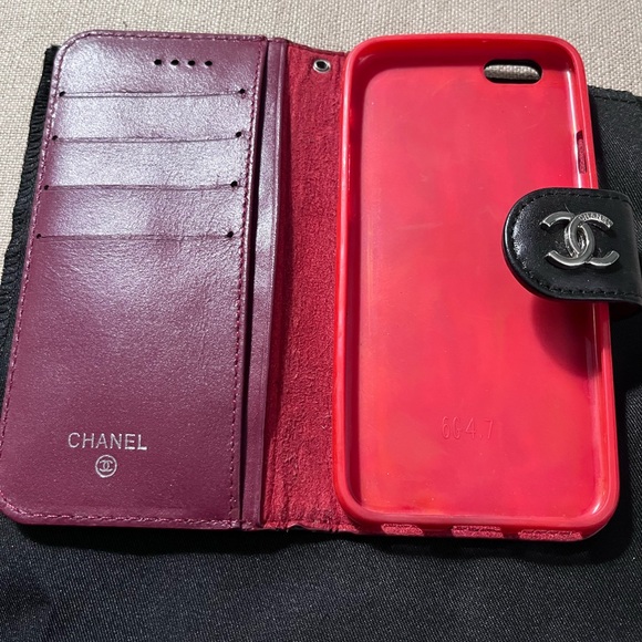 Black camellia cell phone wallet - Picture 2 of 8